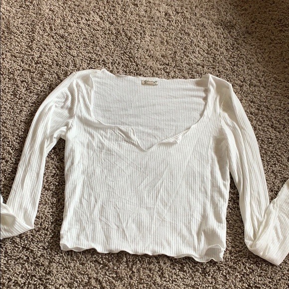 Free People Tops - Free people white long sleeve crop tip